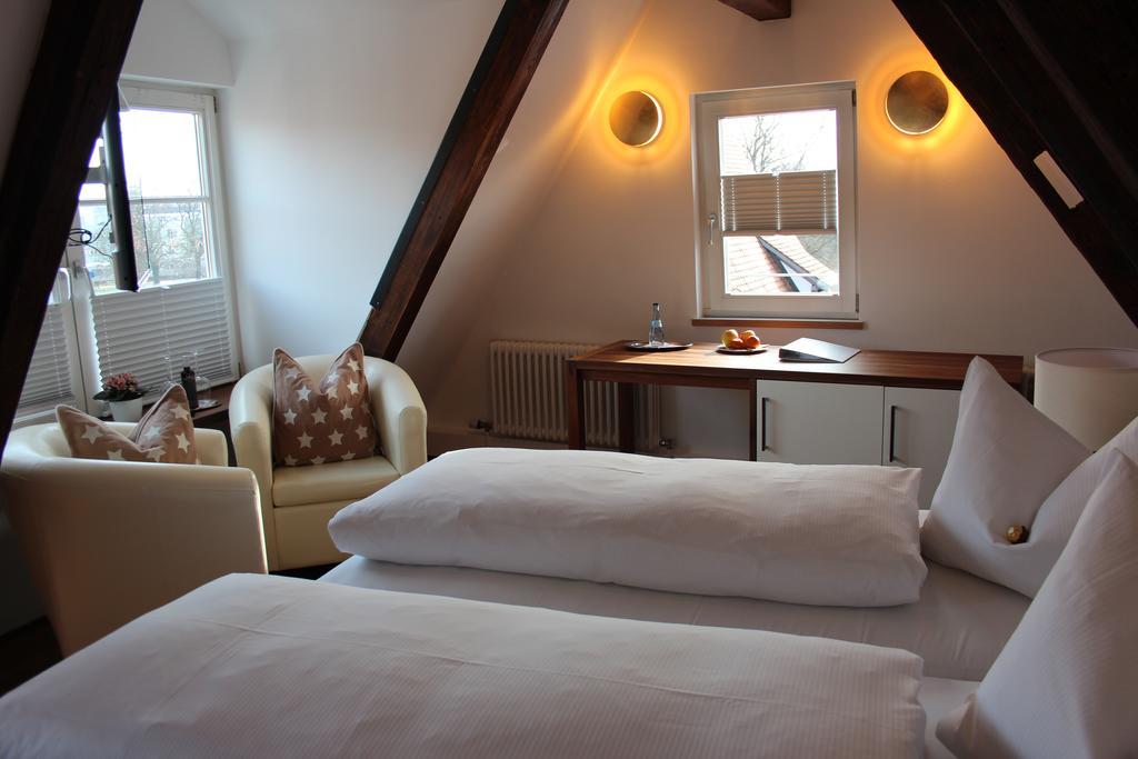Hotel Schmales Haus أولم الغرفة الصورة