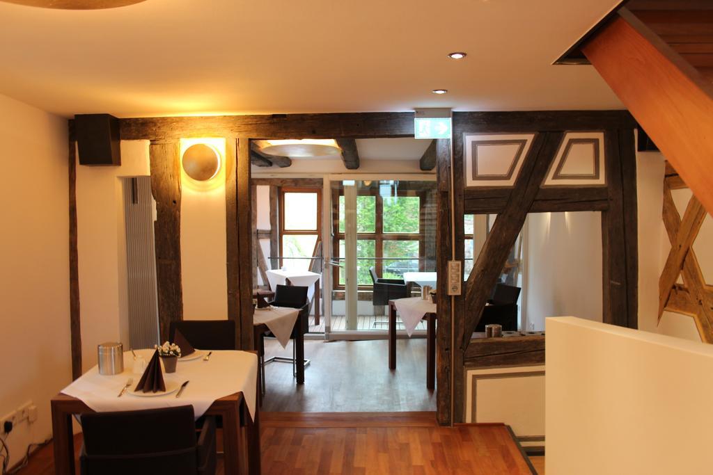 Hotel Schmales Haus أولم المظهر الخارجي الصورة