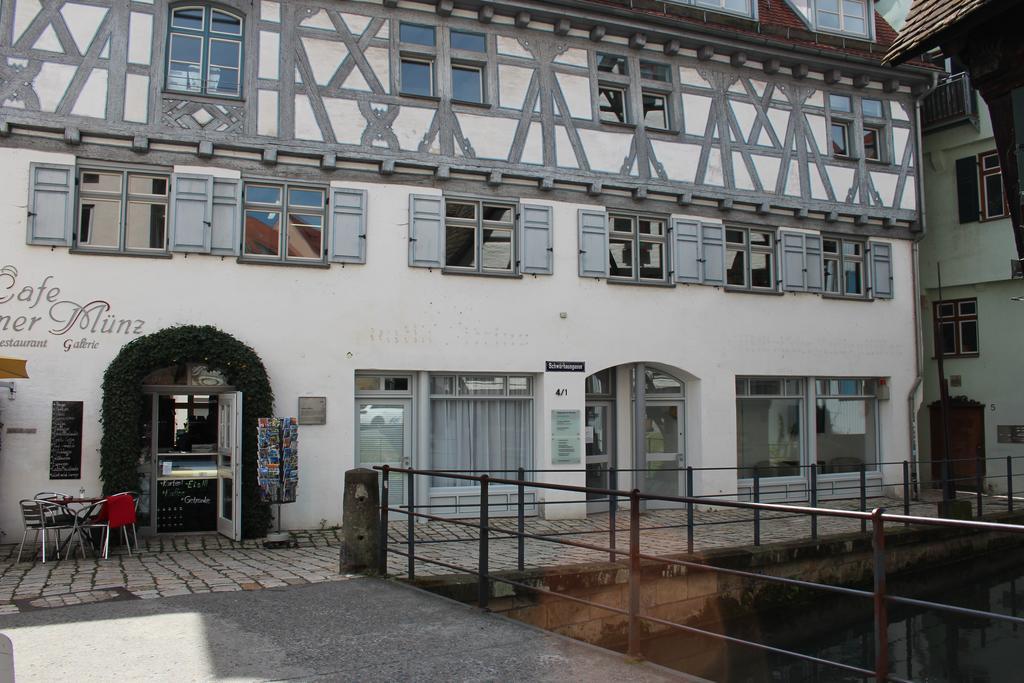 Hotel Schmales Haus أولم المظهر الخارجي الصورة