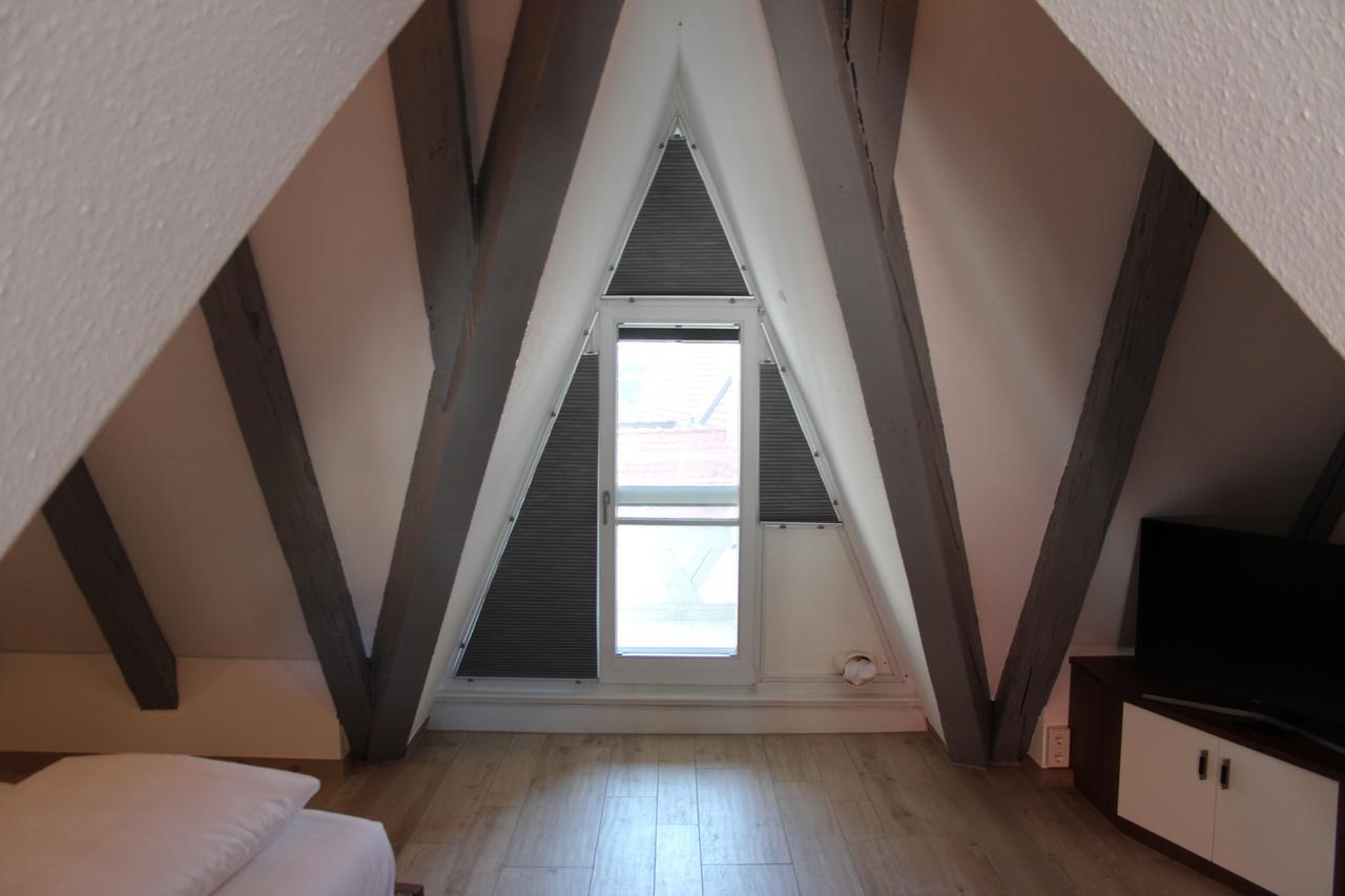 Hotel Schmales Haus أولم المظهر الخارجي الصورة